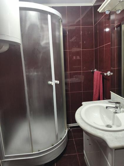 Casă cu 4 camere cu Teren 20 Mp în Beba Veche