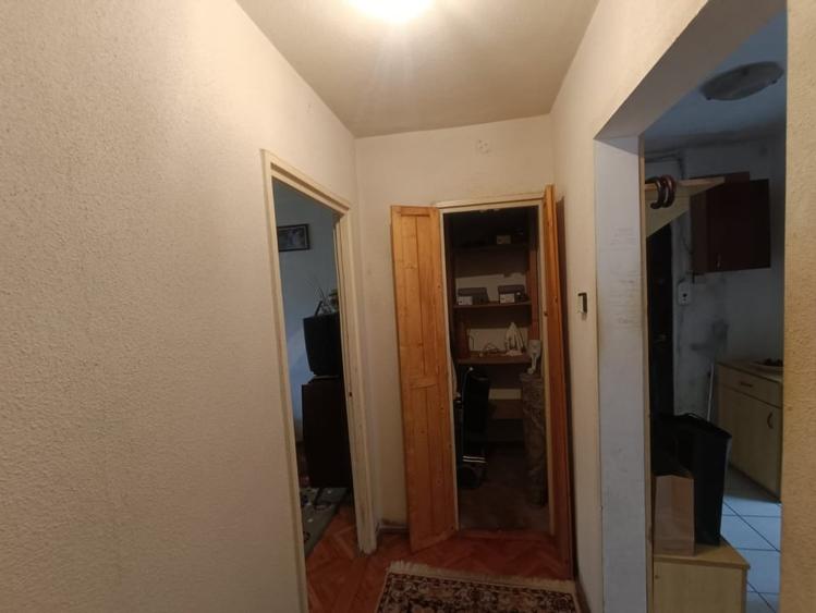 Apartament cu 3 camere decomandat, mobilat în Gheorgheni
