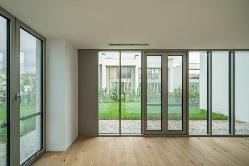 Duplex cu 4 camere cu Canalizare în Tunari