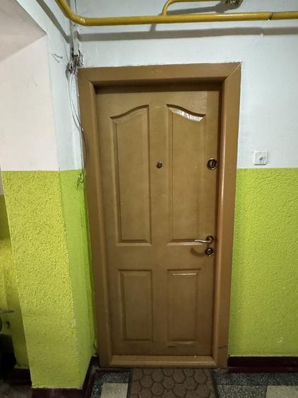 Apartament cu 2 camere decomandat în Grădiște