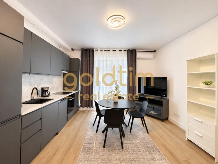 Apartament cu 2 camere semidecomandat, mobilat în Pipera