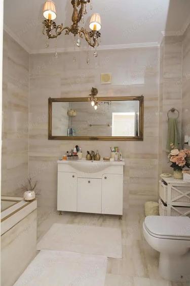 Apartament cu 3 camere semidecomandat în Breazu