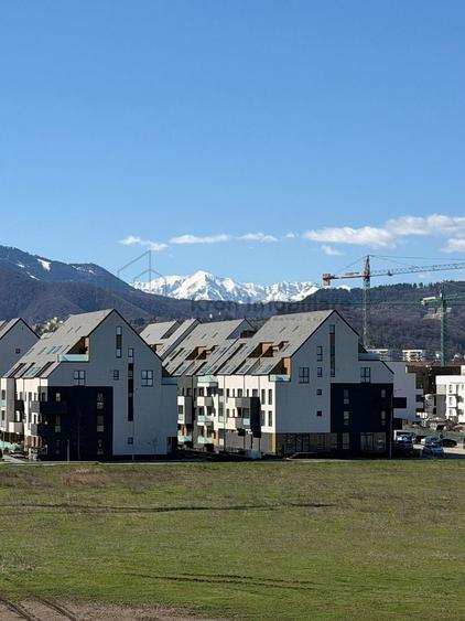 Apartament cu 2 camere decomandat, mobilat în Tractorul