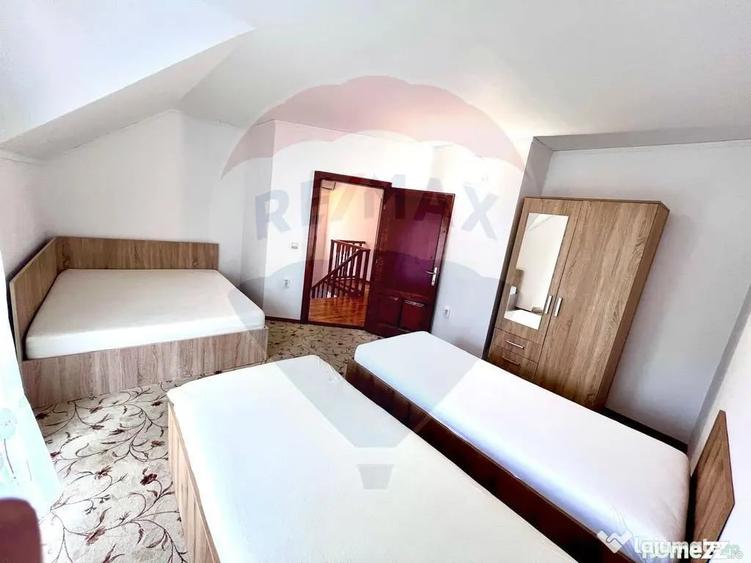 Casă cu 7 camere cu Teren 541 Mp în Oncea