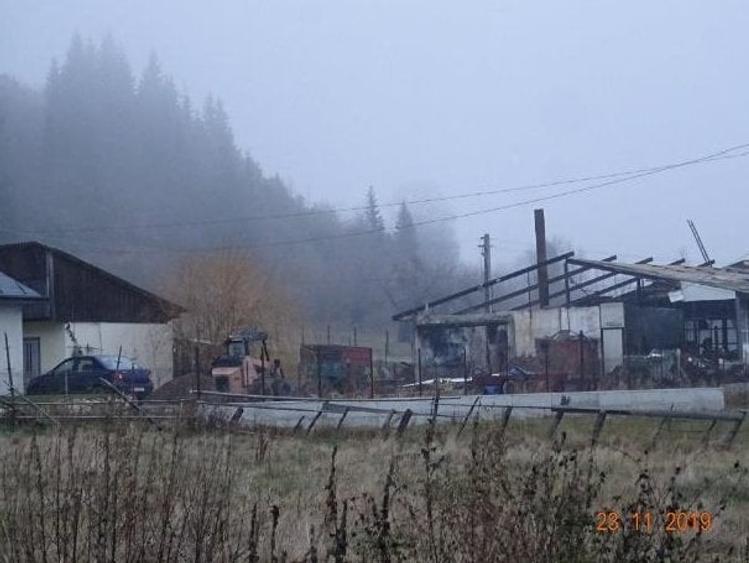 Spațiu industrial, de 577 mp, în Straja