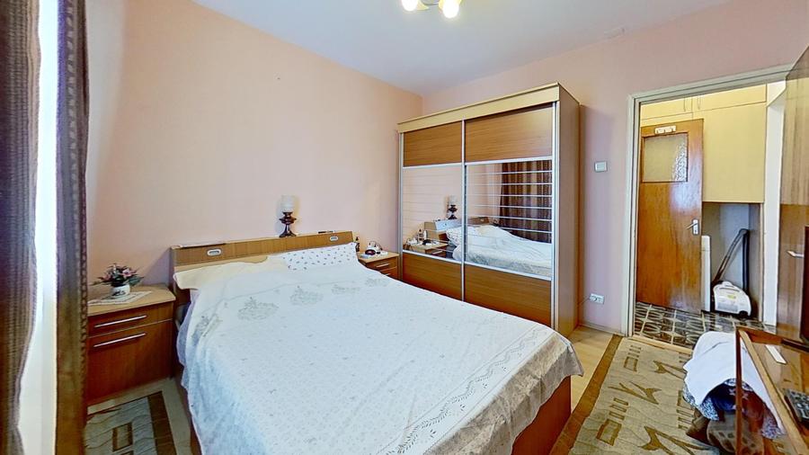 Apartament cu 3 camere decomandat în Pantelimon