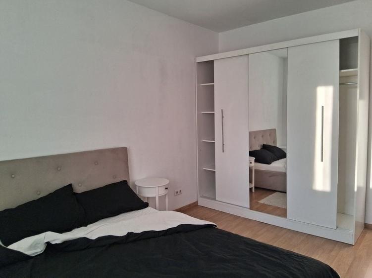 Apartament cu 2 camere decomandat în Antiaeriană