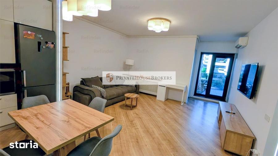 Apartament cu 3 camere semidecomandat în Central