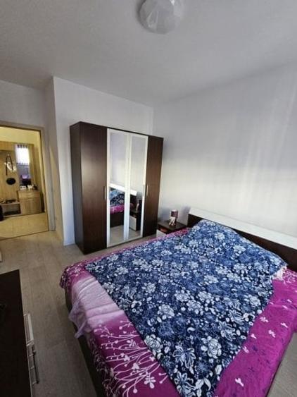 Apartament cu 2 camere decomandat, mobilat în Berceni