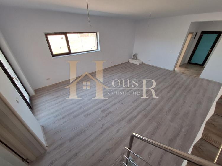 Duplex cu 5 camere cu Canalizare în Moșnița Nouă