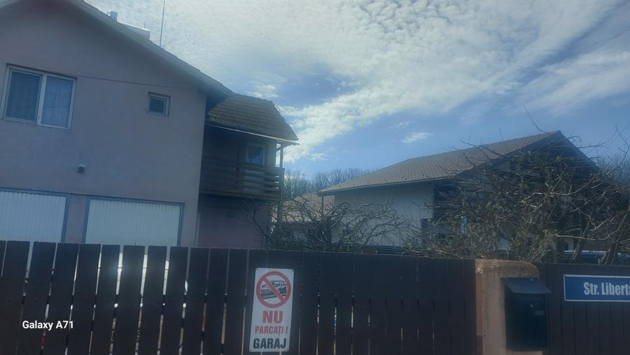 Casă cu 4 camere cu Canalizare în Grădiștea