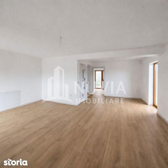 Apartament cu 3 camere în Cetate