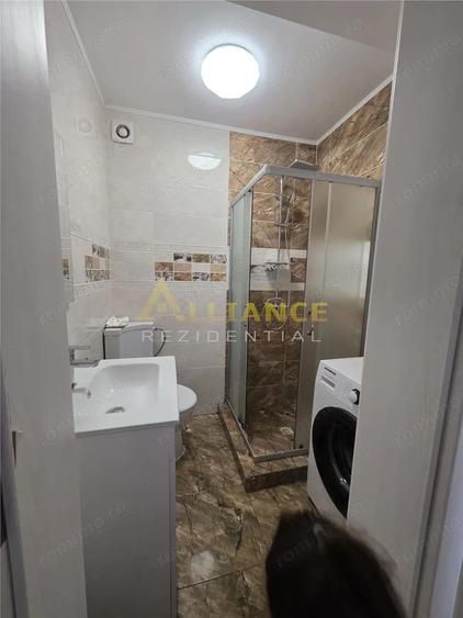 Garsoniera de vanzare 26 mp etaj 2 4 complet mobilata si utilata - 2