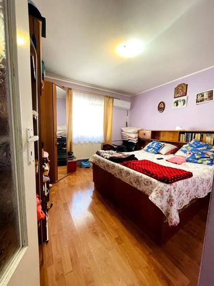 Apartament cu 3 camere decomandat, mobilat în Rogerius