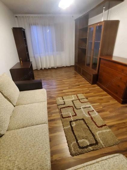 Apartament cu 2 camere decomandat în Sebastian