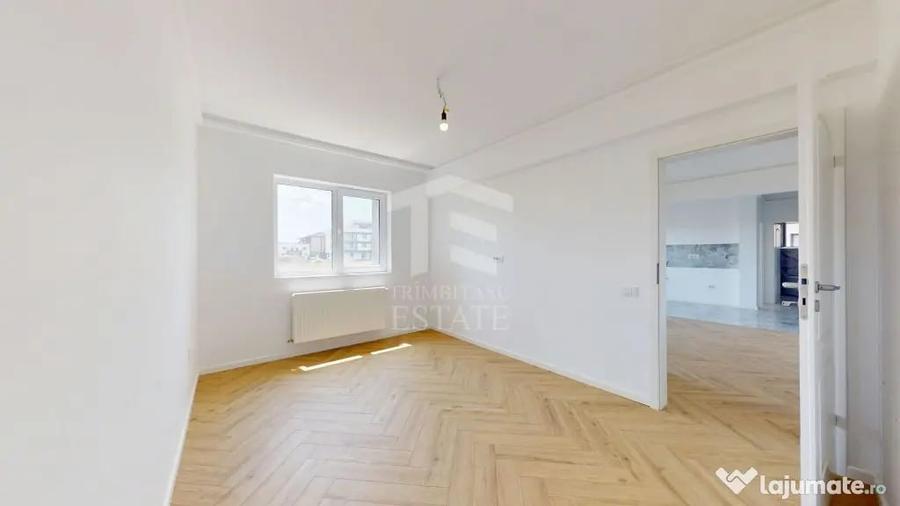 Apartament cu 3 camere semidecomandat în Dobroești