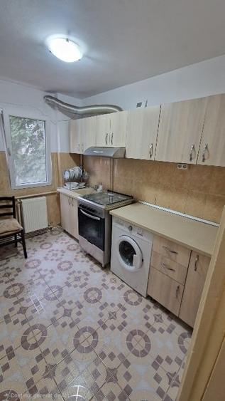 Apartament cu 2 camere semidecomandat, mobilat în Tătărași
