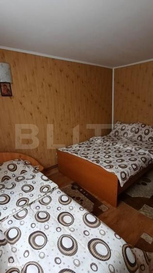 Casă cu 4 camere cu Teren 250 Mp în Tău