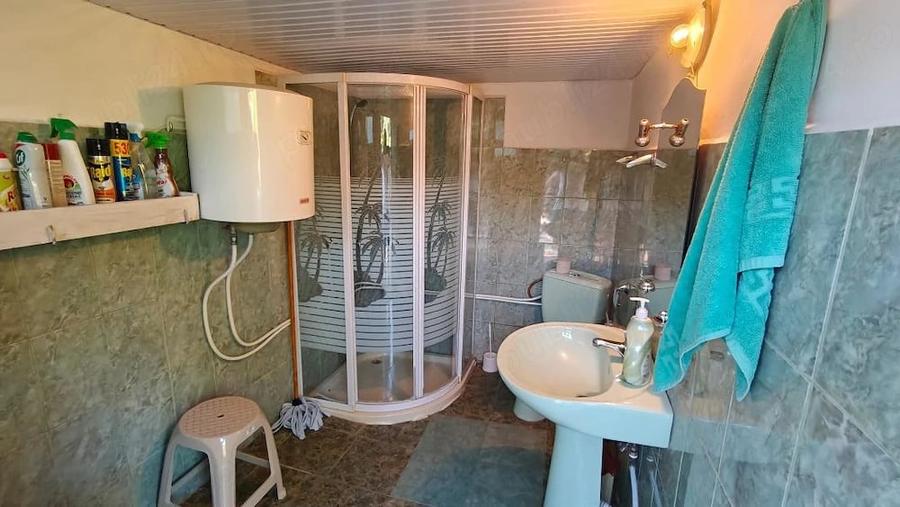 Casă cu 4 camere cu Teren 607 Mp în Central