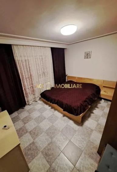 Apartament cu 3 camere decomandat, mobilat în Timpuri Noi