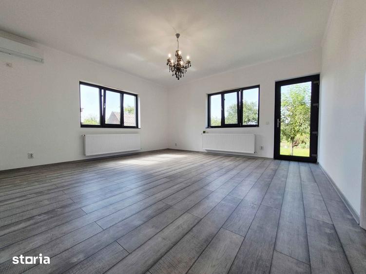 Casă cu 4 camere cu Teren 400 Mp în Balotești