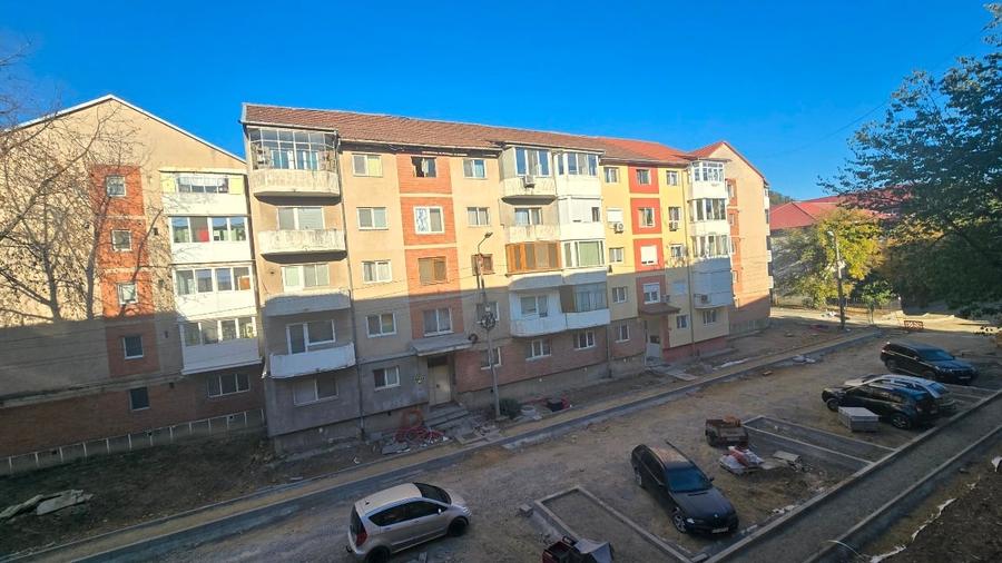 Garsonieră decomandată în Micro IV