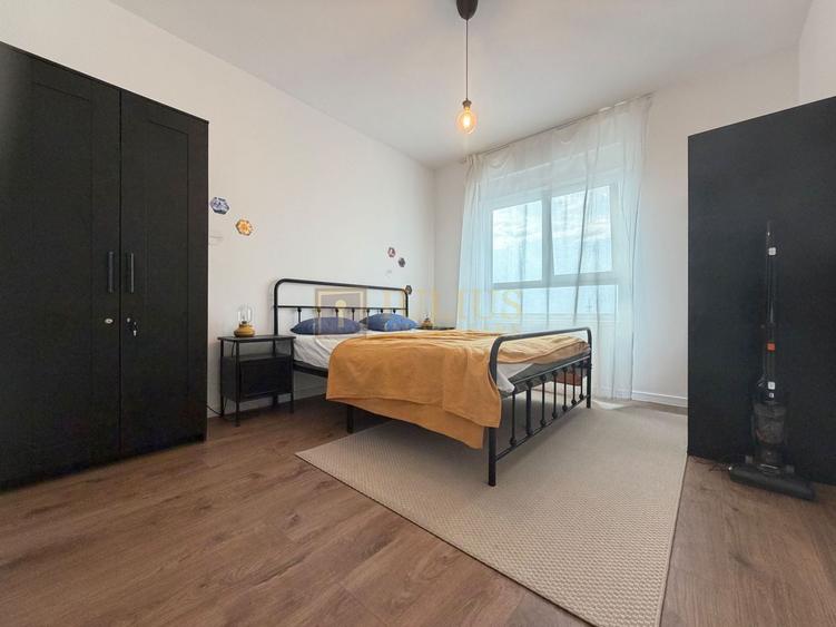 Apartament cu 2 camere semidecomandat, mobilat în Central