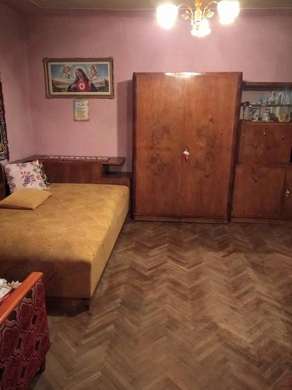 Casă cu Teren 472 Mp în Grădiște