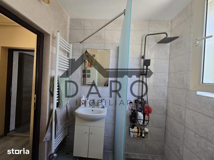 Casă cu 4 camere cu Teren 660 Mp în Livezeni