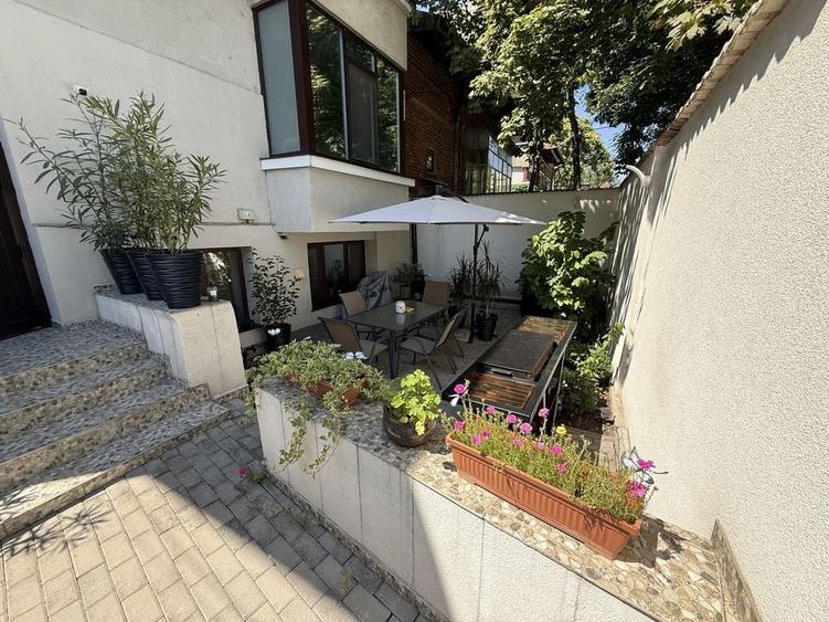 Apartament cu 2 camere decomandat în Rahova