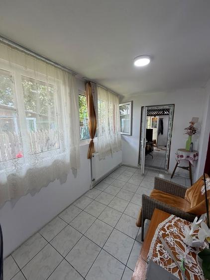Casă cu 2 camere în Central