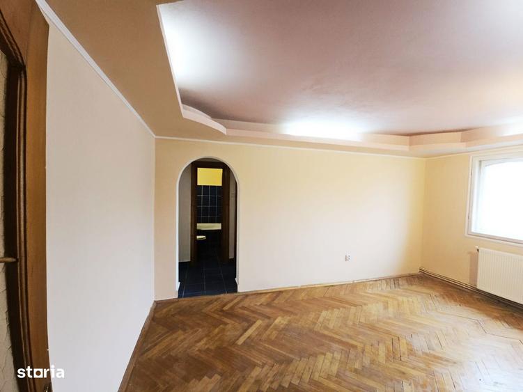 Apartament cu 2 camere semidecomandat în Central