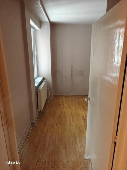 Apartament cu 3 camere în Vasile Alecsandri