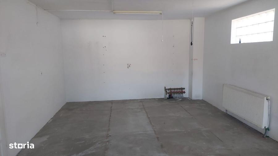 Spațiu comercial, de 150 mp, în Lazaret