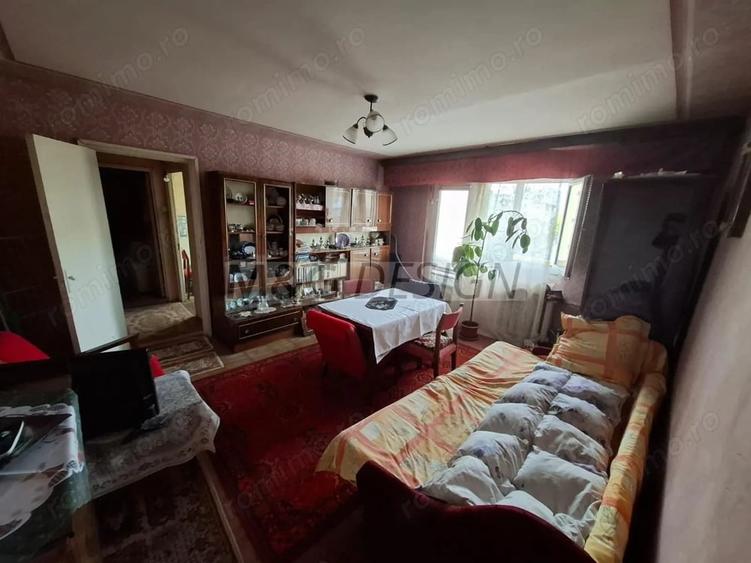 Apartament cu 2 camere semidecomandat în Șagului