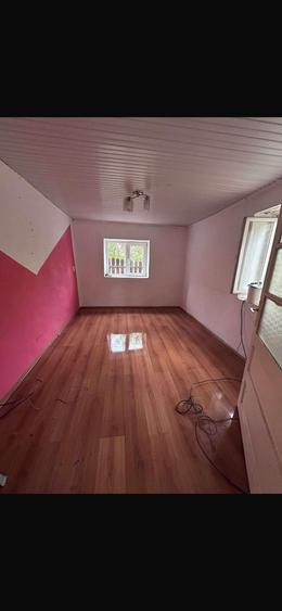 Casă cu 2 camere în Pilu