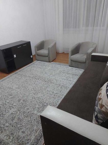 Apartament cu 3 camere decomandat în Dacia