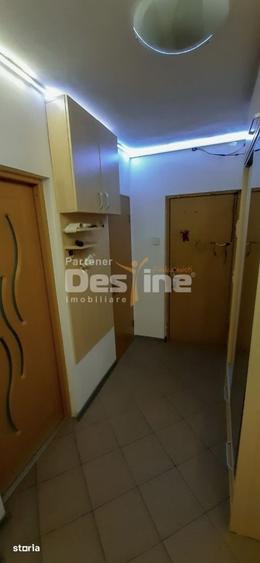 Apartament cu 3 camere decomandat în 13 Septembrie