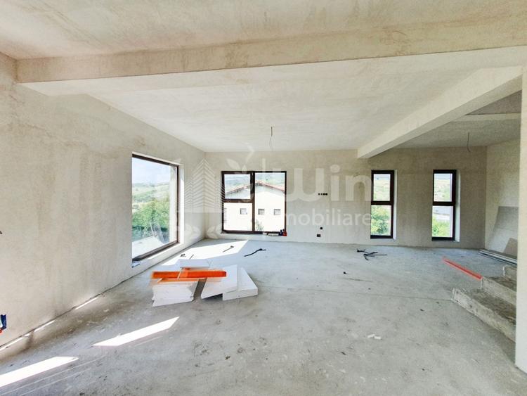Duplex cu 4 camere cu Canalizare în Iris