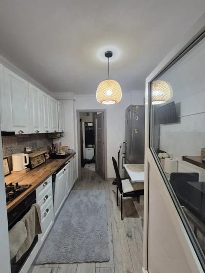 Apartament cu 2 camere decomandat în Trivale