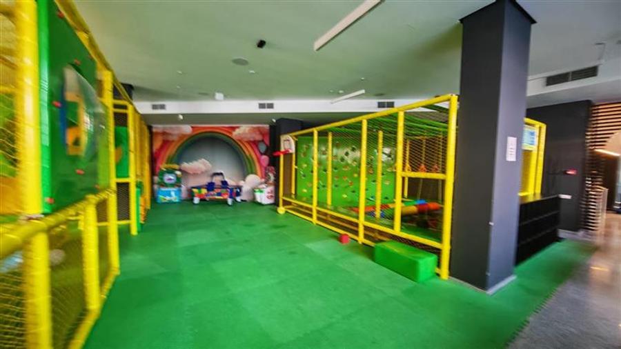 Spațiu comercial, de 183 mp, în Central