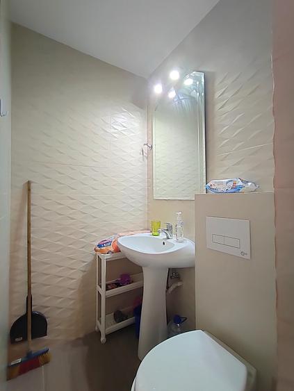 Apartament cu 3 camere decomandat în Inel II