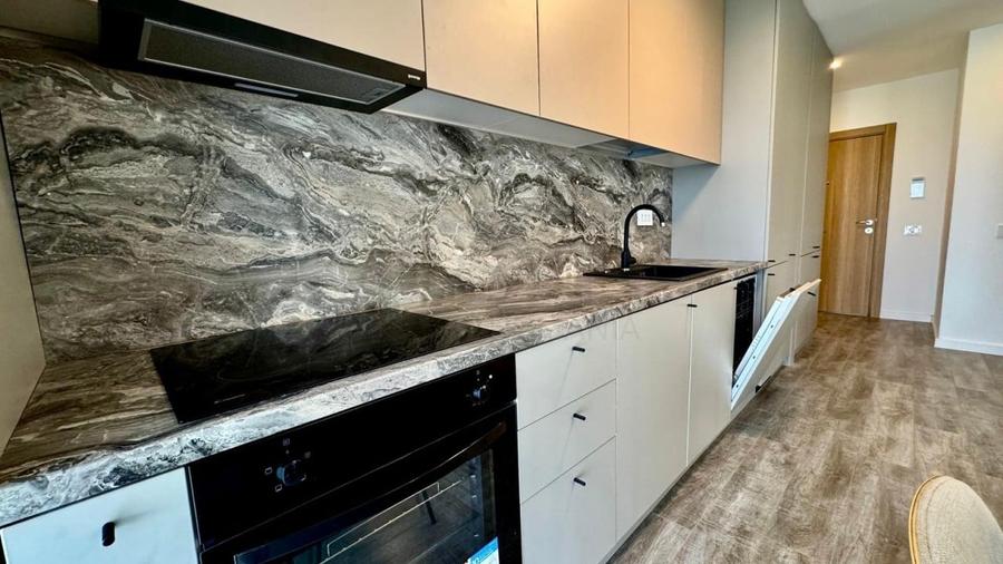 Apartament cu 2 camere semidecomandat, mobilat în P-ta Presei Libere