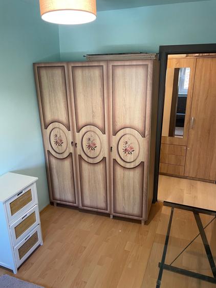 Apartament cu 3 camere decomandat în Decebal