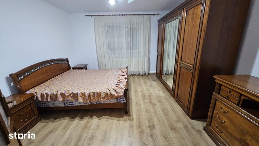 Casă cu 4 camere cu Teren 500 Mp în Iosia