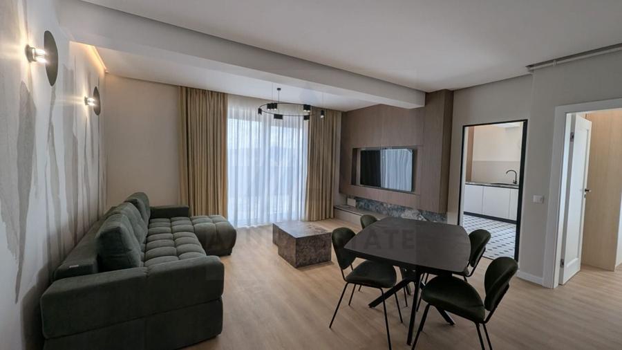 Apartament cu 4 camere decomandat, mobilat în Lazaret