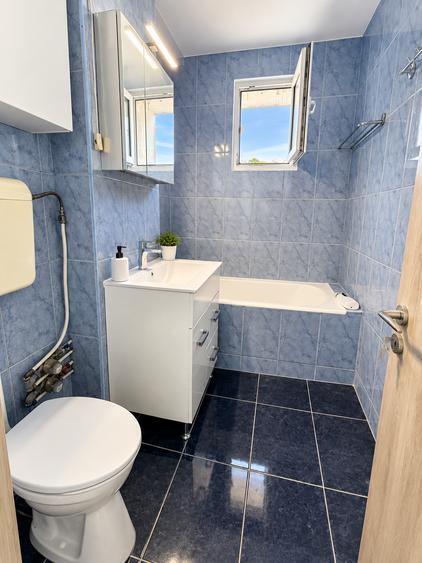 Apartament cu 2 camere semidecomandat în Baba Novac
