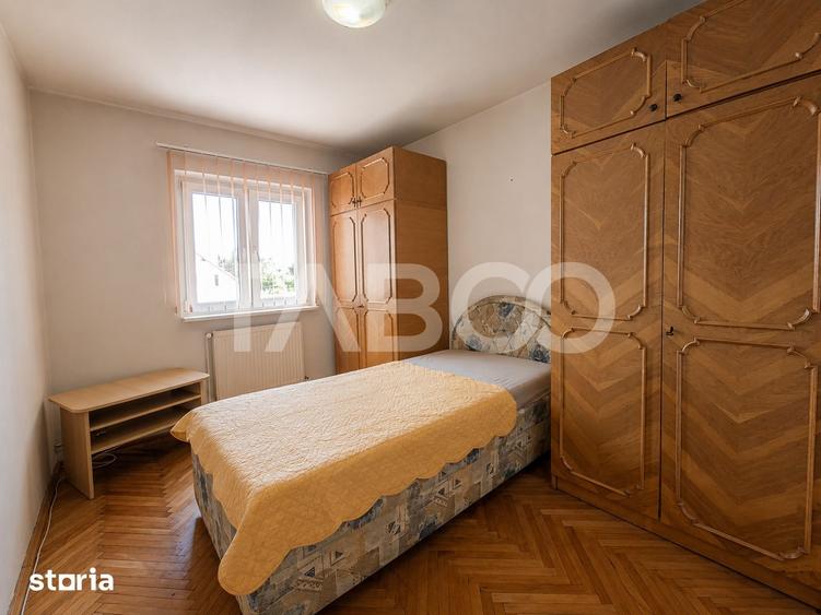 Apartament cu 3 camere decomandat, mobilat în Terezian
