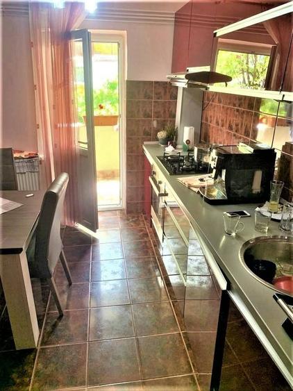 Apartament cu 4 camere decomandate, confort I, 82mp, etajul 1, finisat, cu 2 bai si 2 balcoane, in z - 1