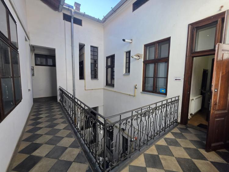 Birou, de 66 mp, în Ultracentral